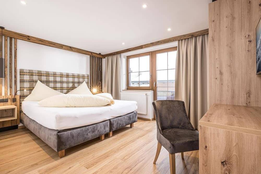 Ganze Wohnung, Appartement Enzian - Appartements Schrambacherhof in Achenkirch, Brandenberger Alpen