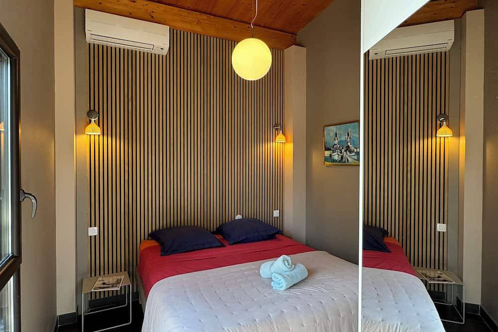 Villa Libecciu, excepcional vista al mar, playa a 4min, piscina, Porto Vecchio in Pinarellu, Zonza