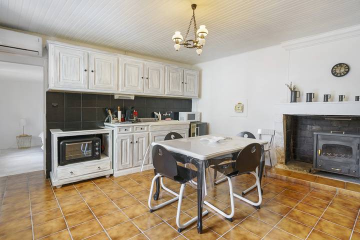 Apartamento entero, Apartamento: tranquilidad campestre y cercanía al océano in Cozes, Saintes region