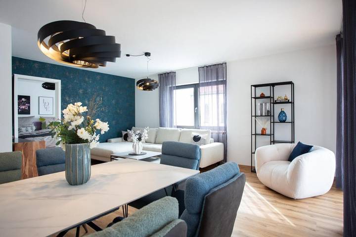 Ferienwohnung für 2 Personen, mit Balkon und Ausblick in Eging am See