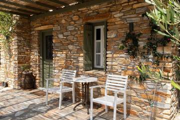 Gîte pour 2 personnes, avec vue et jardin dans Tinos