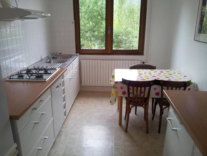 Maison de campagne pour 2 personnes, avec jardin ainsi que vue et piscine à Die - 4