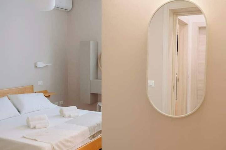 Appartamento intero, Calabreeze. Modern apartment with city center view in Villa San Giovanni, Provincia di Reggio Calabria