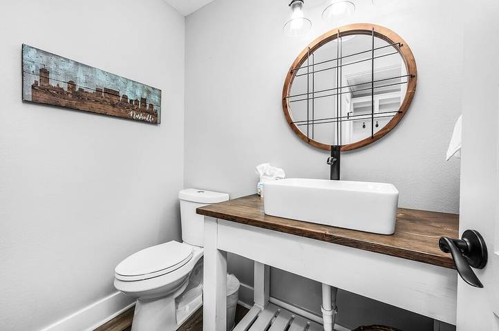 Vacation rental for 8 people, with balcony and pool as well as yard in Santa Rosa Beach