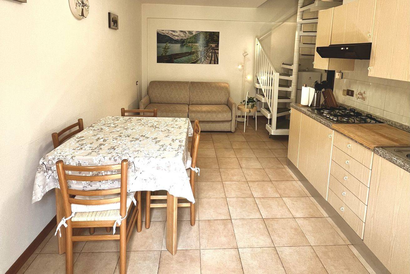 Ganze Wohnung, Casa Lucia Duplex Plus nur 100 mt vom See in Pieve di Ledro, Ledro
