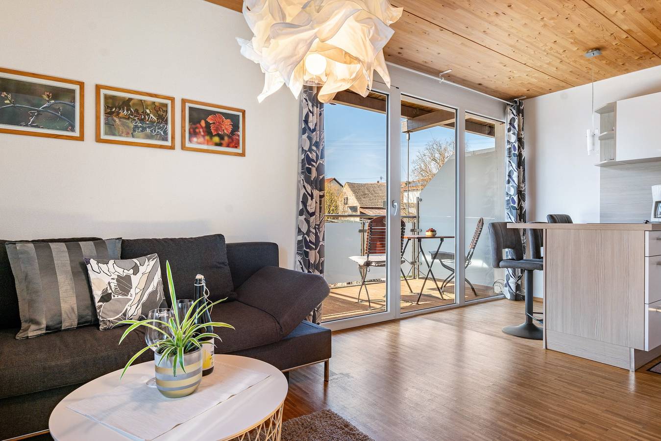 Ganze Wohnung, Ferienwohnung Lemberger" mit Balkon und Wi-Fi in Brackenheim, Kraichgau