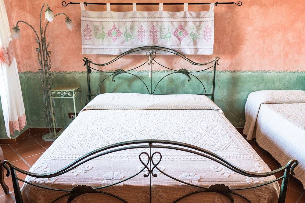 Asphodelen Haus zwischen Meer und Bergen in Cuglieri, Sardinien