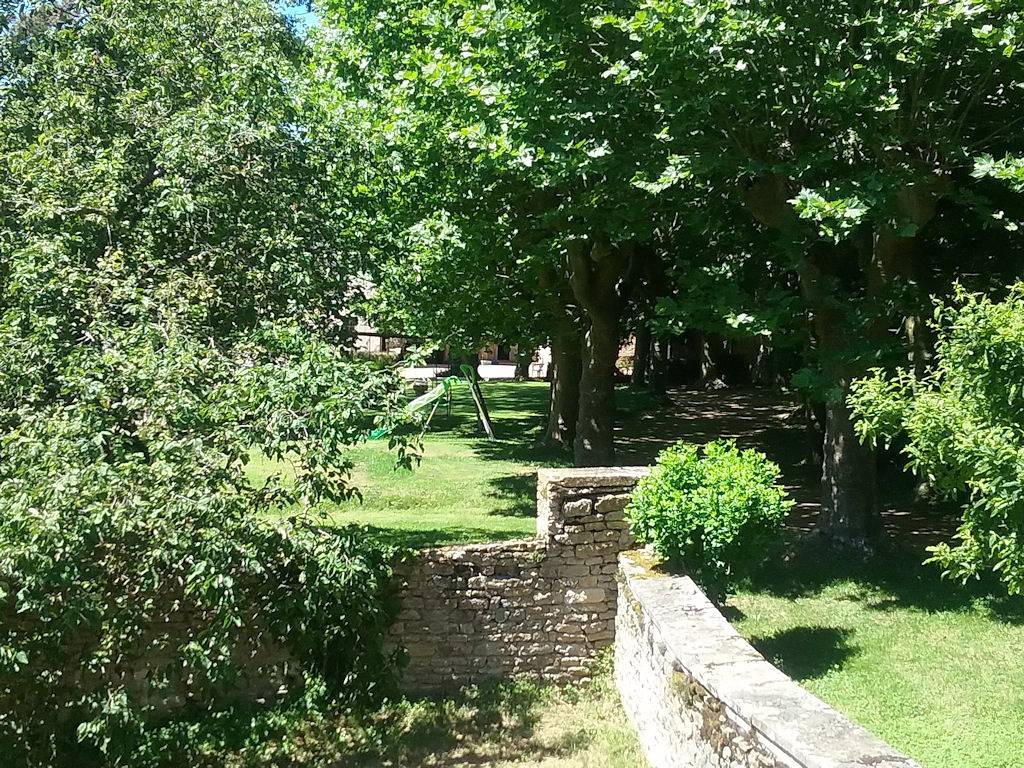 Le Pavillon du Château in Massy (Saône-et-Loire), Région de Mâcon