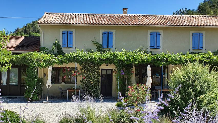Casa Vacanze 'Papillon' con Vista Montagna e Wi-Fi in Beaumont-en-Diois, Die e dintorni