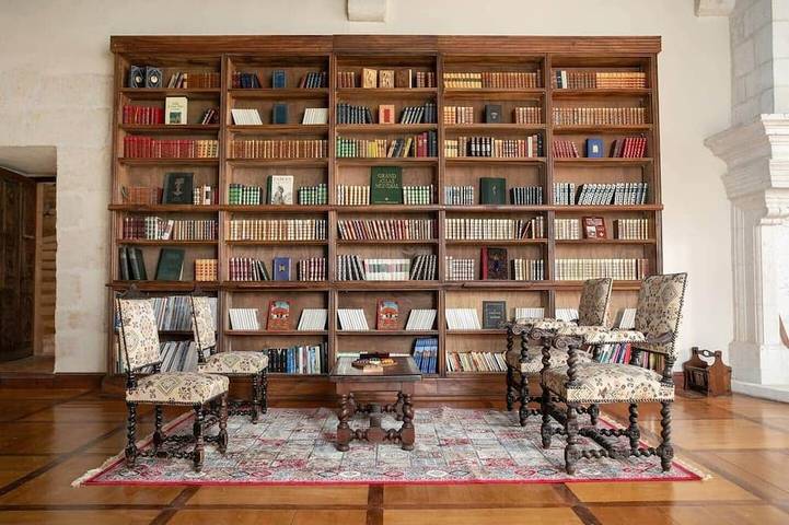 Location de vacances pour 4 personnes, avec piscine à Saint-Laurent-des-Bâtons