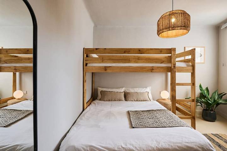 Entire apartment, El Rancho at the beach in Els Pins Blanes, Blanes