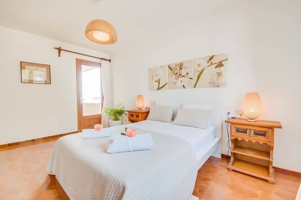 Casa primera línia mar Villa Can Torrens Alcudia in Alcanada, Alcúdia