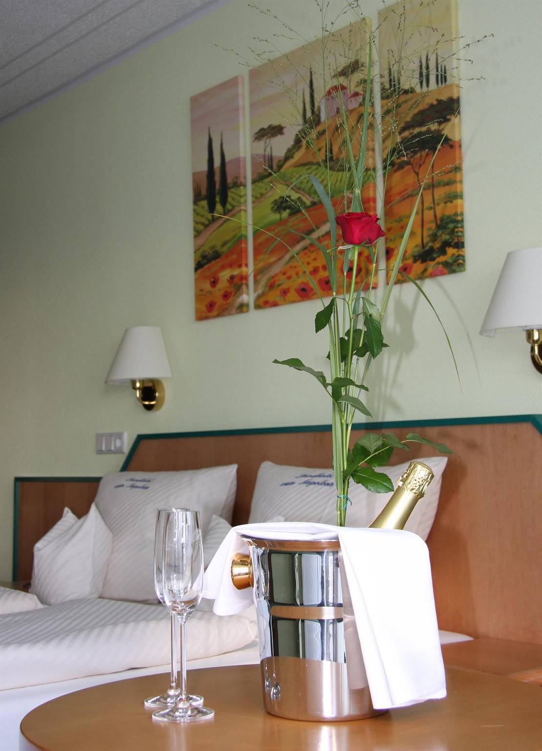 Standard Doppelzimmer, Dusche, Wc, Balkon in Wipperfürth, Oberbergischer Kreis