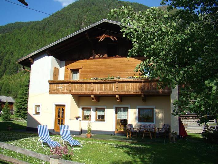 Location de vacances pour 3 personnes, avec Balcon ainsi que Terrasse et Jardin à Niederthai - 2