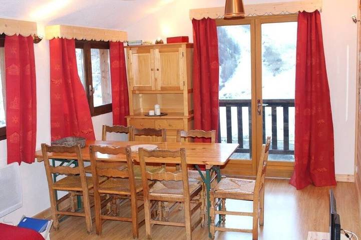 Appartement entier, Vars 3 pièces dans un chalet in Vars (station de ski), Vars
