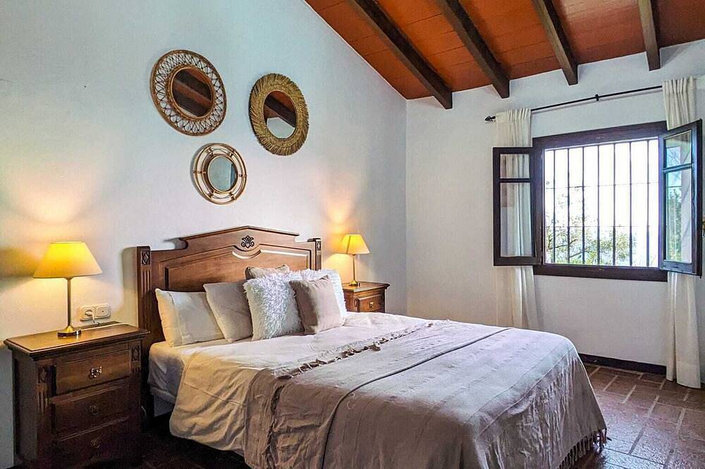 Maison Encinar, Idéal pour les familles in La Joya, Antequera