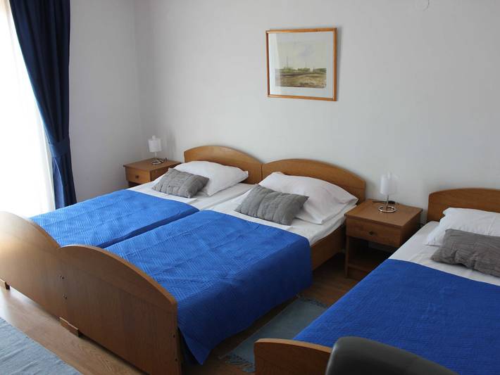 Ganze Wohnung, Comfort One Bedroom Apartment with Balcony in Ploce, Dubrovnik-Neretva