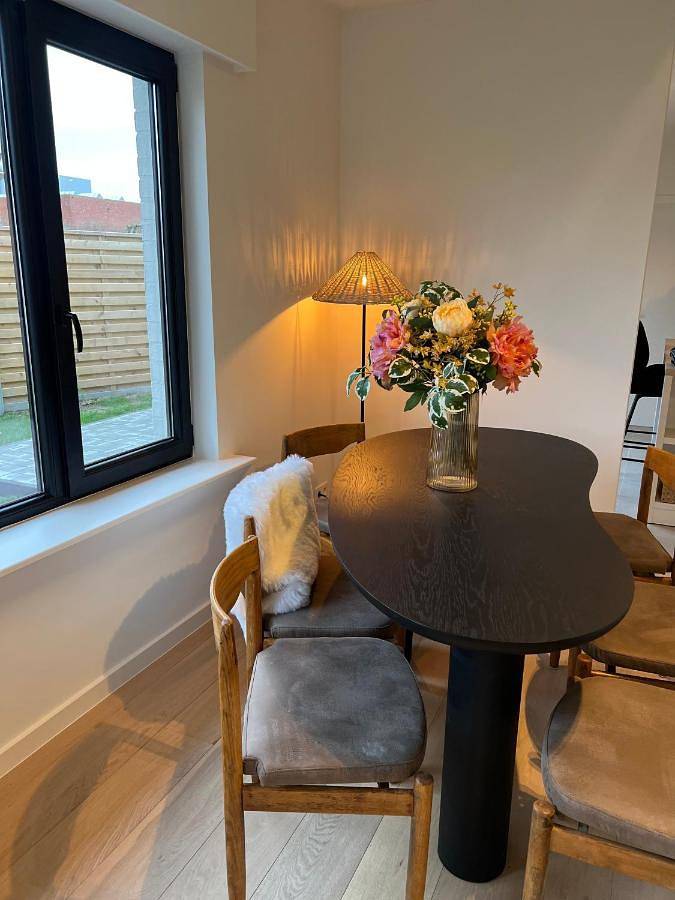 Location de vacances pour 6 personnes, avec vue ainsi que jardin et terrasse à Torhout - 3