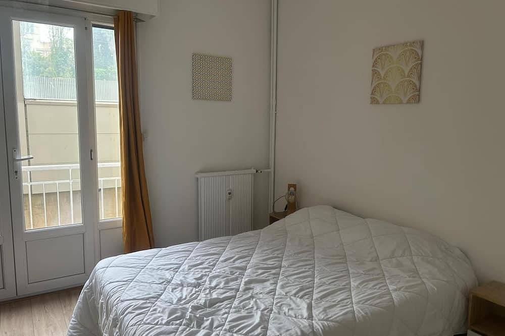 Entire apartment, Nice Plage in Nice (France), Mediterranean Coast (France)
