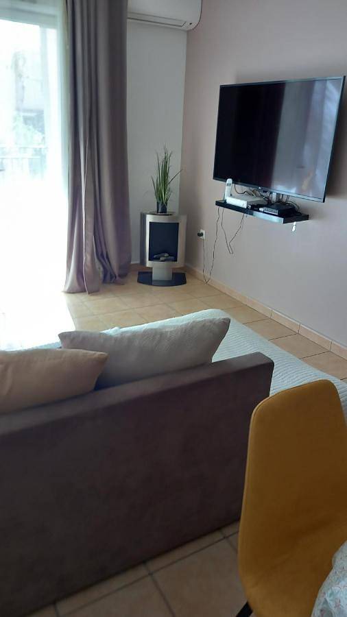 Appartement entier, Bel appartement 2 chambres in Puget-sur-Argens, Côte méditerranéenne (France)