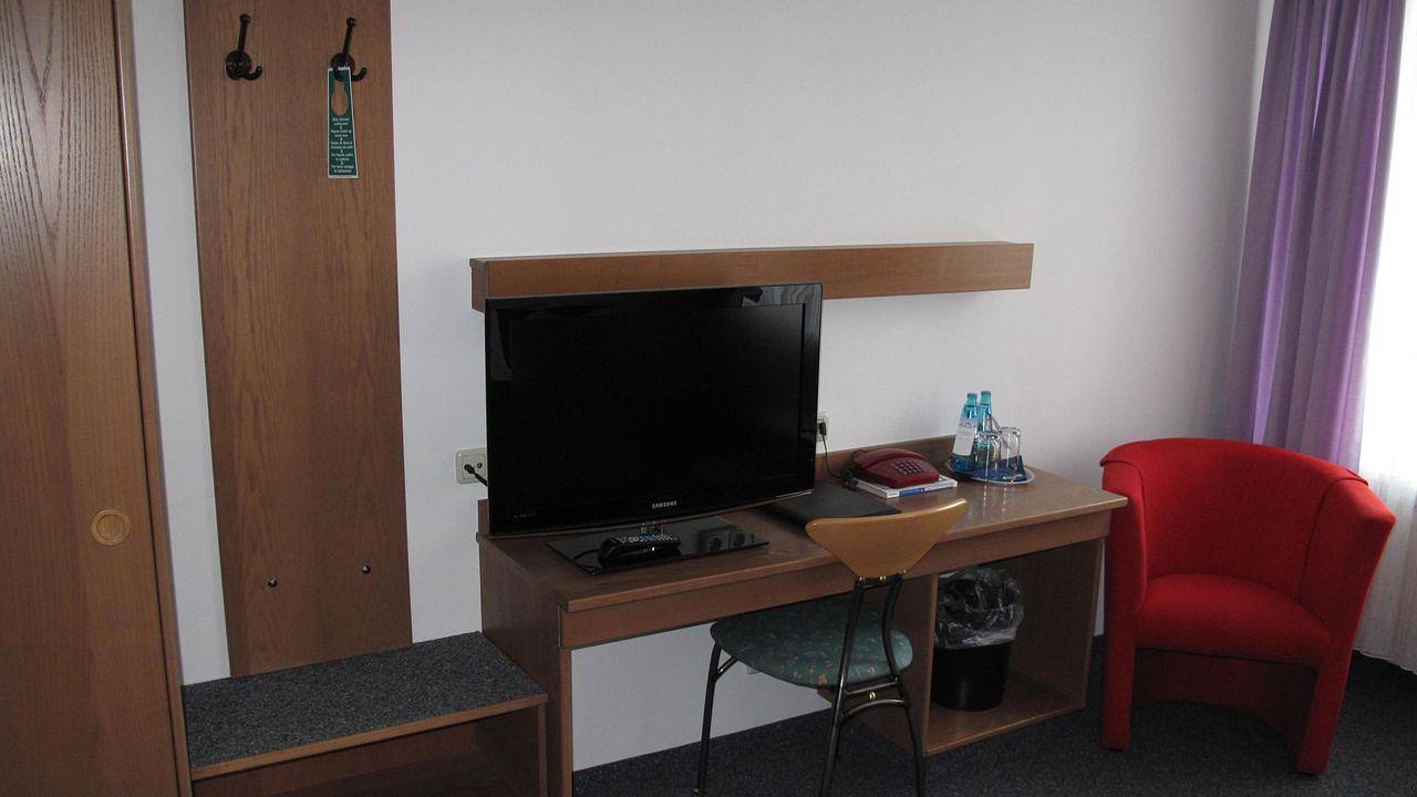 Doppelzimmer für 2 Personen in Burghausen in Burghausen, Landkreis Altötting