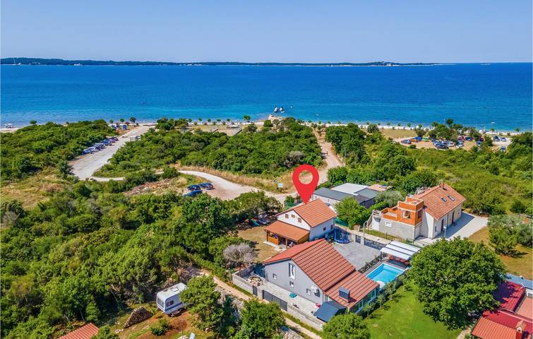 Ferienhaus für 6 Personen, mit Terrasse in Peroj - 4