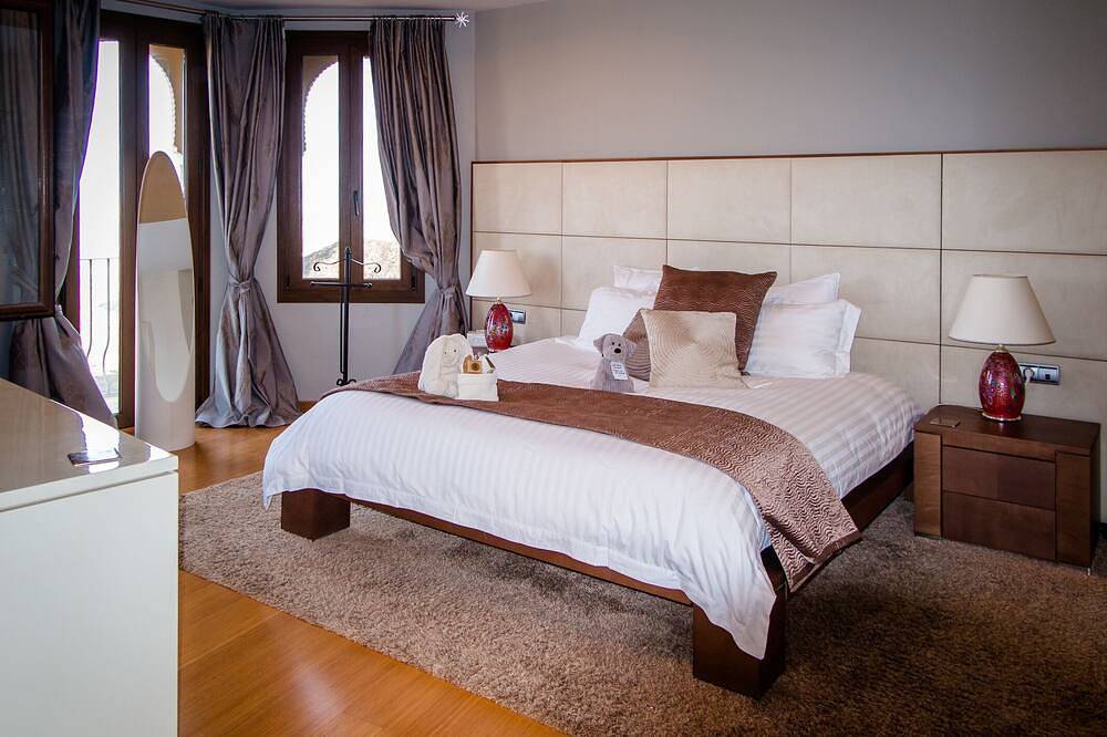 Luxusvilla mit privatem Pool / Jacuzzi mit 10% Rabatt 09 / 09- 27/09/19 inc in Cortijo Cabrera, Turre
