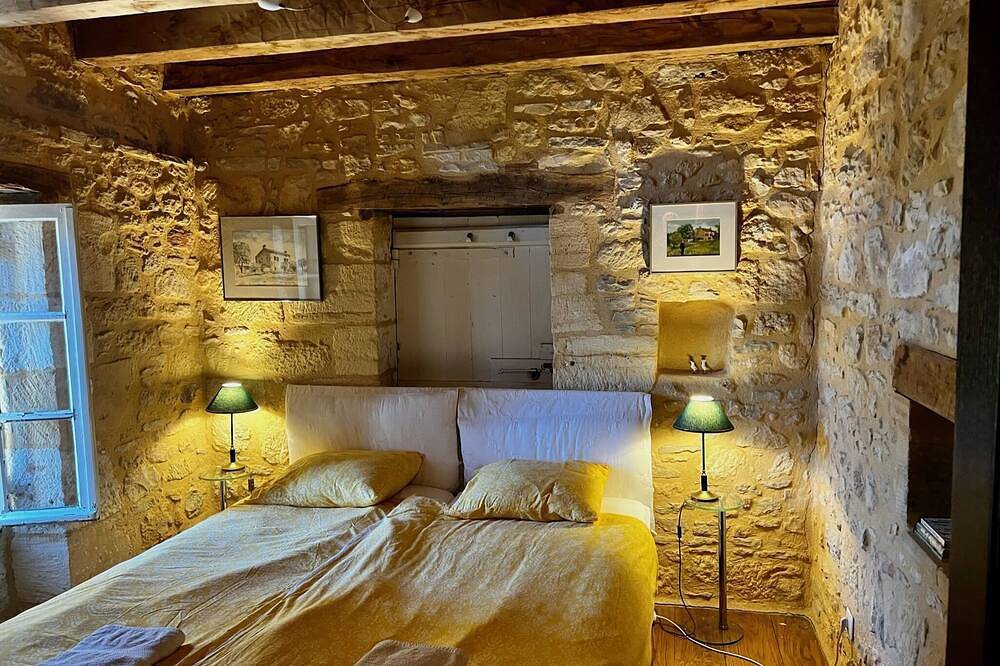 Romantische wijnboerderij met zwembad, buitenkeuken en pizza-oven. in Veyrines-de-Domme, Périgord Noir