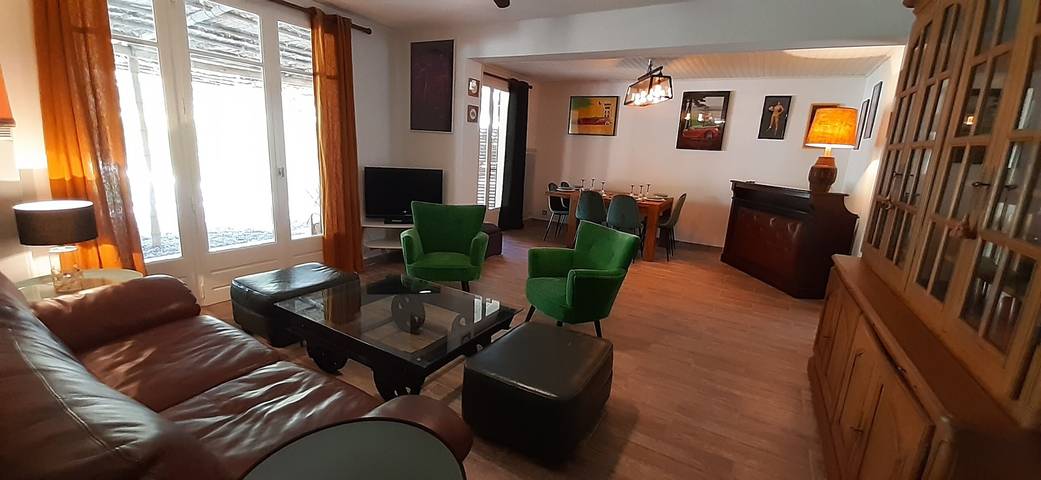 Casa de Campo 'Mas Saint Joseph' com Piscina Privada, Terraço Privado e Wi-Fi in Meynes, Nimes (Região)