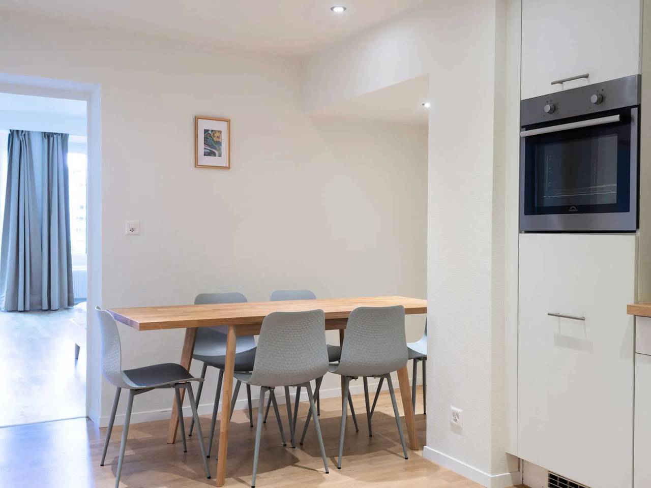 Ganze Wohnung, 2 Zimmer 5 Personen in Luzern Zustellkreis, Luzern