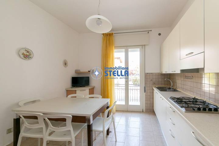 Ferienwohnung für 5 Personen, mit Terrasse und Ausblick in Lido di Jesolo