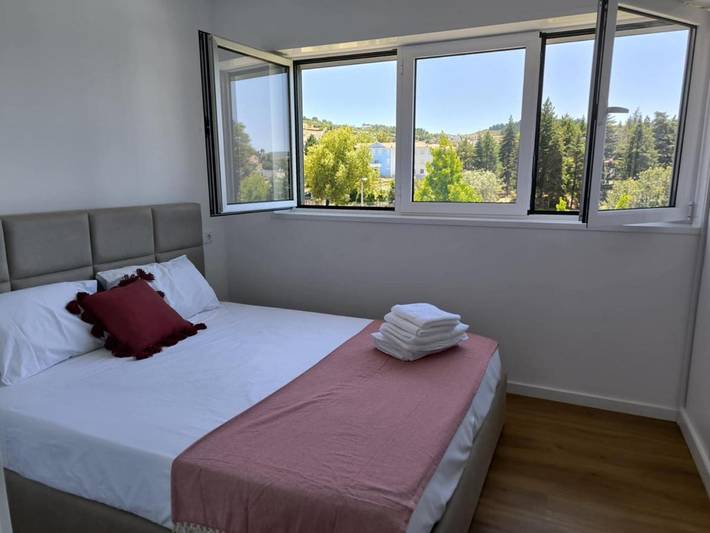 Gîte pour 9 personnes, avec vue à Bragança - 2