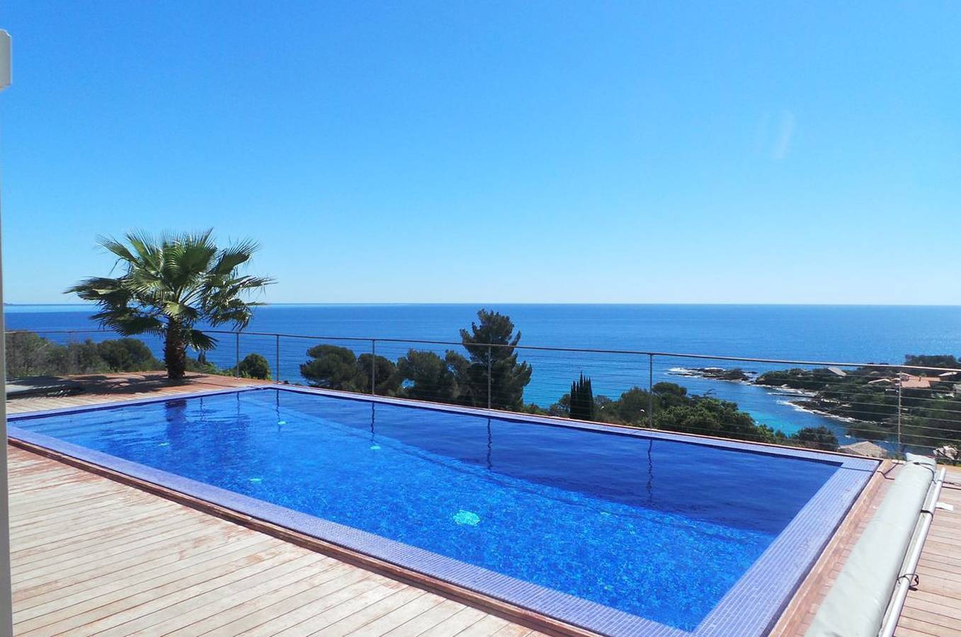 Pregot Diou 202 villa in Roquebrune-sur-Argens, Côte méditerranéenne (France)