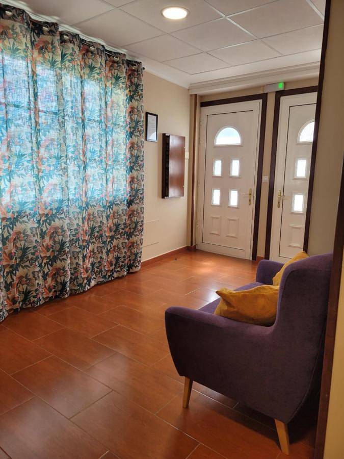 La Casa del Lago Castiñeiras refugio para familias y amigos in Vilaboa, Costa de Galicia