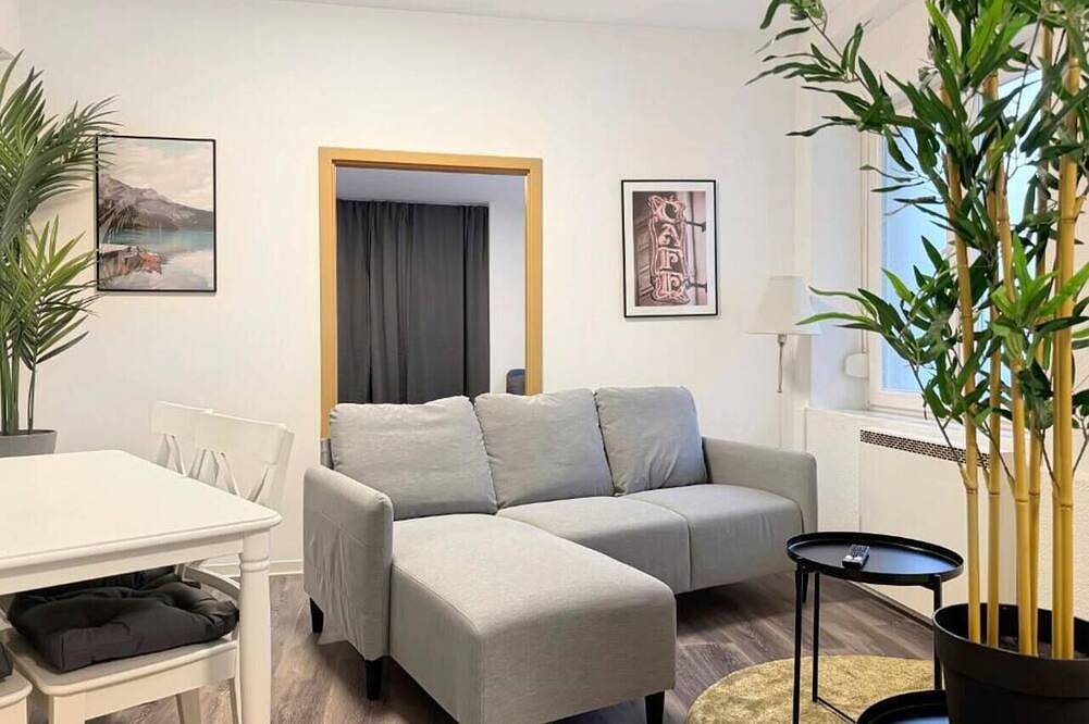 Ganze Wohnung, Marienplatz: Zentrales Apt für 9 in Stuttgart, Stuttgart Region