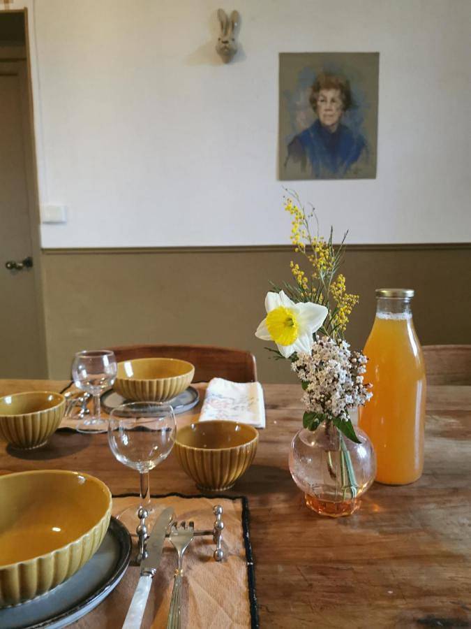Location de vacances pour 2 personnes, avec jardin et terrasse ainsi que vue et piscine à Cuxac-Cabardès - 3