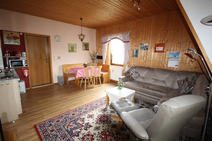 Ganze Ferienwohnung, Ferienwohnung Silberglanz in Neudorf, Sehmatal