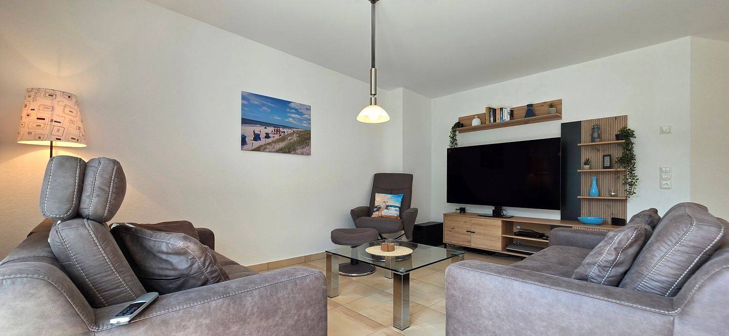 Ganze Wohnung, 3-Zimmer-Fewo mit 2 Sz für 5 Pers. und Wlan in Gelbensande, Rostock und Umgebung