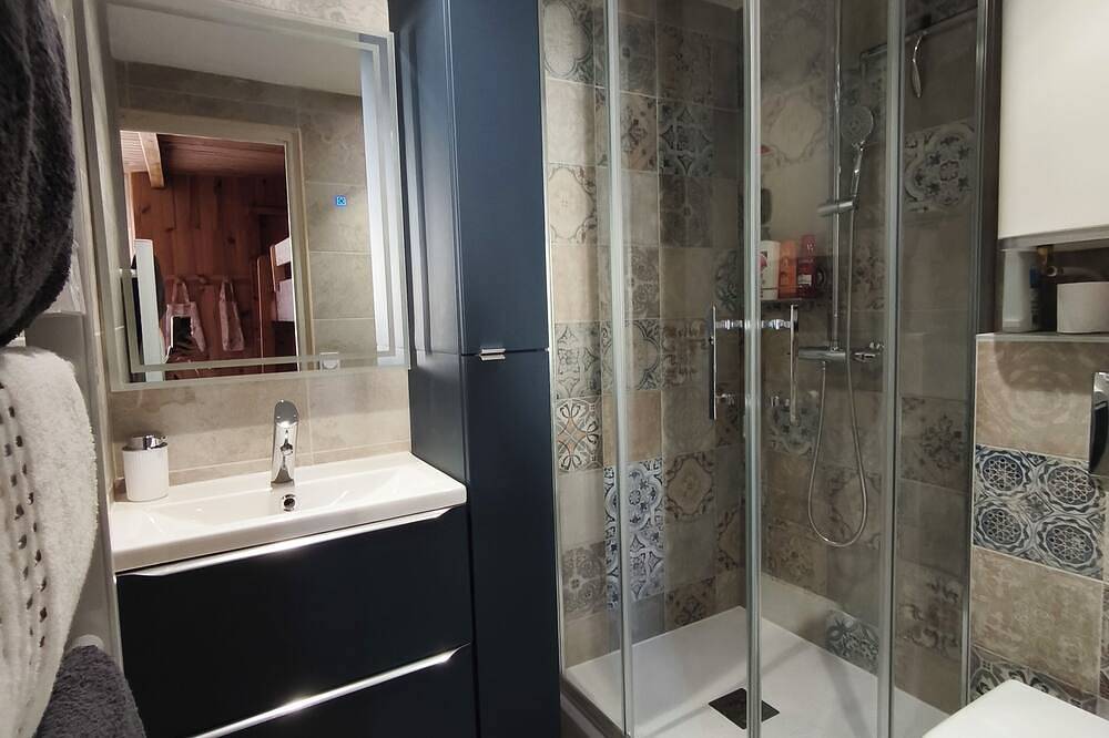 Apartamento entero, Le Cocon Beuillois - Renovated, fully-equipped one-bedroom for unforgettable vacations in Beuil, Nizza Region