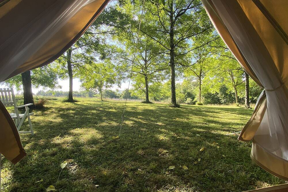 Hazel Belle @Finders Keepers France. Adults only retreat with 13 acres and lake. in Moncrabeau, Nérac region