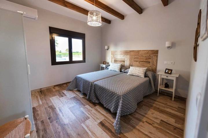 Casa rural con piscina para 9 personas, con vistas además de piscina y jardín en Provincia de Ciudad Real - 4