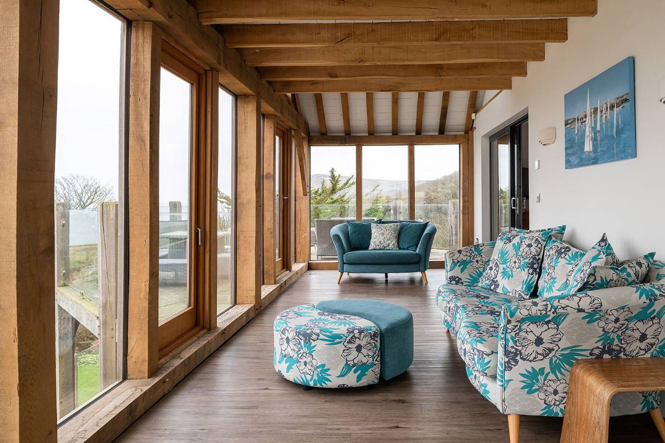 Sleeps 12, swimming pool, sea views, games rooms in Berrynarbor, Devon