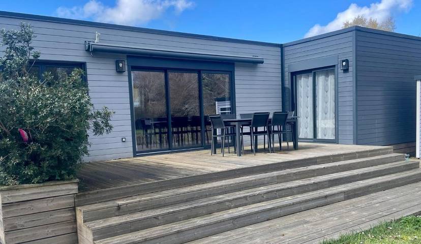 Maison d’hôte pour 4 personnes, avec piscine ainsi que terrasse et jardin à Les Mathes