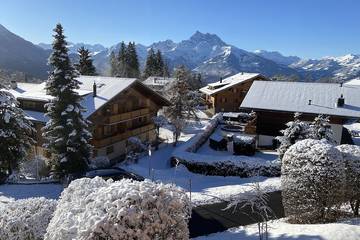 Gîte pour 4 personnes, avec balcon dans Chesières