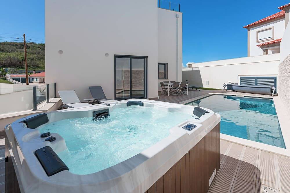 Ammos Villa, beach villa with ocean view in Ribamar, Lissabon Distrikt