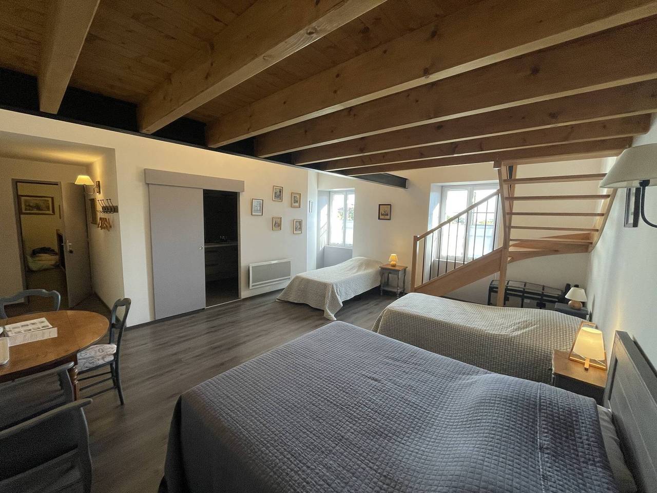Chambre d’hôtes Elisabeth Familiale 6 pers avec jardin partagé et Wi-Fi in La Flocellière, Fontenay-le-Comte
