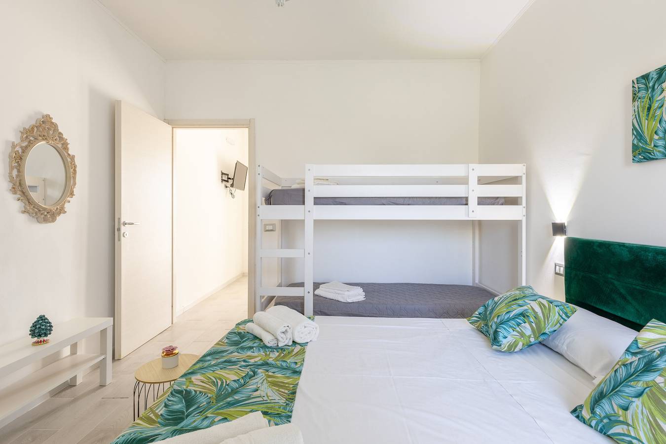 Ganze Wohnung, Ferienwohnung "Savana Gialla" mit privater Terrasse und Wlan in Granelli, Syrakus Provinz