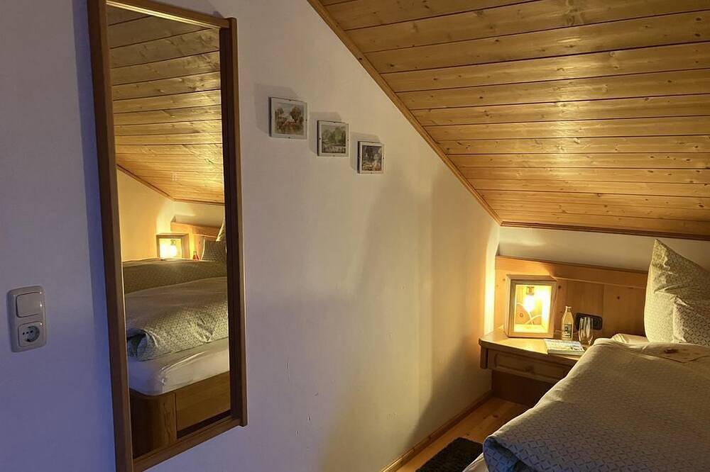 Ganze Wohnung, Ferienwohnung Zugspitz, 1 Schlafzi., Bad/Du/Wc - Kögel, Ferienhaus in Nesselwang, Bayerisch Schwaben