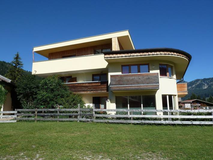 Ganze Ferienwohnung, Alpina Appartements - Appartement behindertenfreundlich 32m² in Grän, Allgäuer Alpen (Österreich)