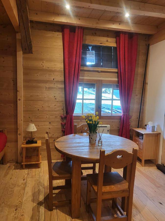 Double Room with Private Bathroom in Saint-Jean-d'Aulps, Les Portes du Soleil